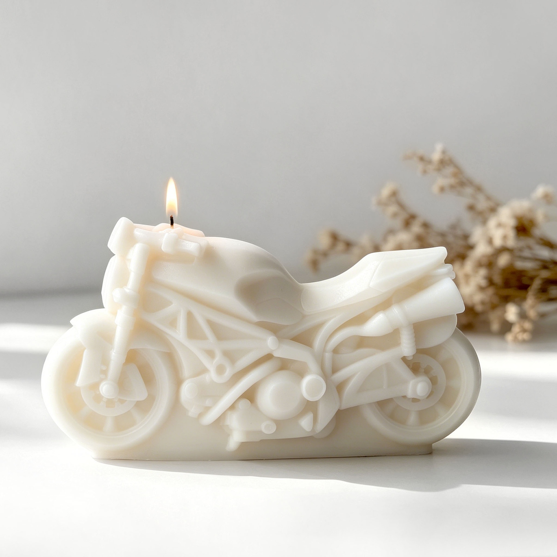 قالب سيليكون بتصميم دراجة ناري - مراجعة Candle Supplies Tins وسعره